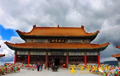 五台山景区十大著名寺庙之菩萨顶,五台山每个寺庙的细致讲解