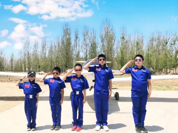 猎鹰飞翔航空俱乐部,猎鹰飞行俱乐部能学飞行吗