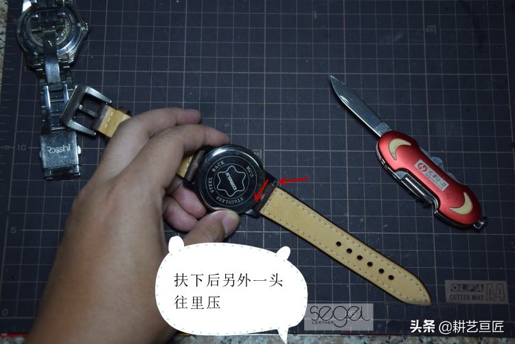 钢表带手表更换皮表带,表带怎么拆卸换皮表带