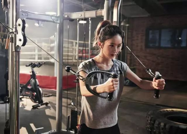 徐冬冬健身视频,徐冬冬正能量回应