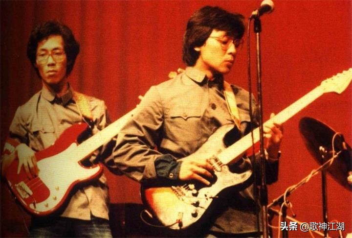 黄贯中怎么成为beyond主唱,黄贯中加入beyond一个月学会三首歌