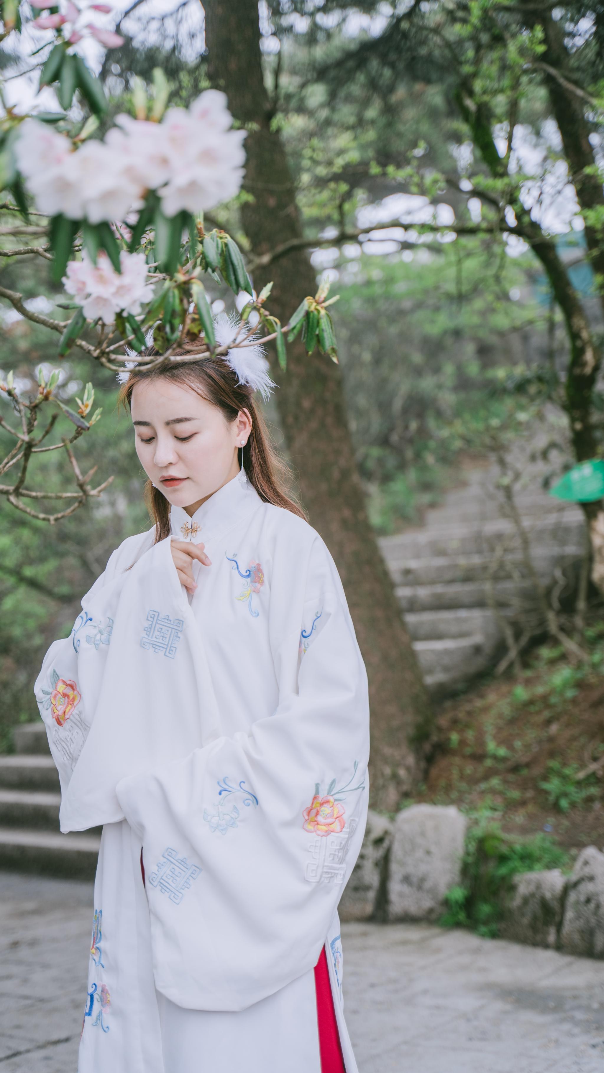 安徽天柱山有哪些好玩的景点推荐,安徽天柱山附近还有什么山