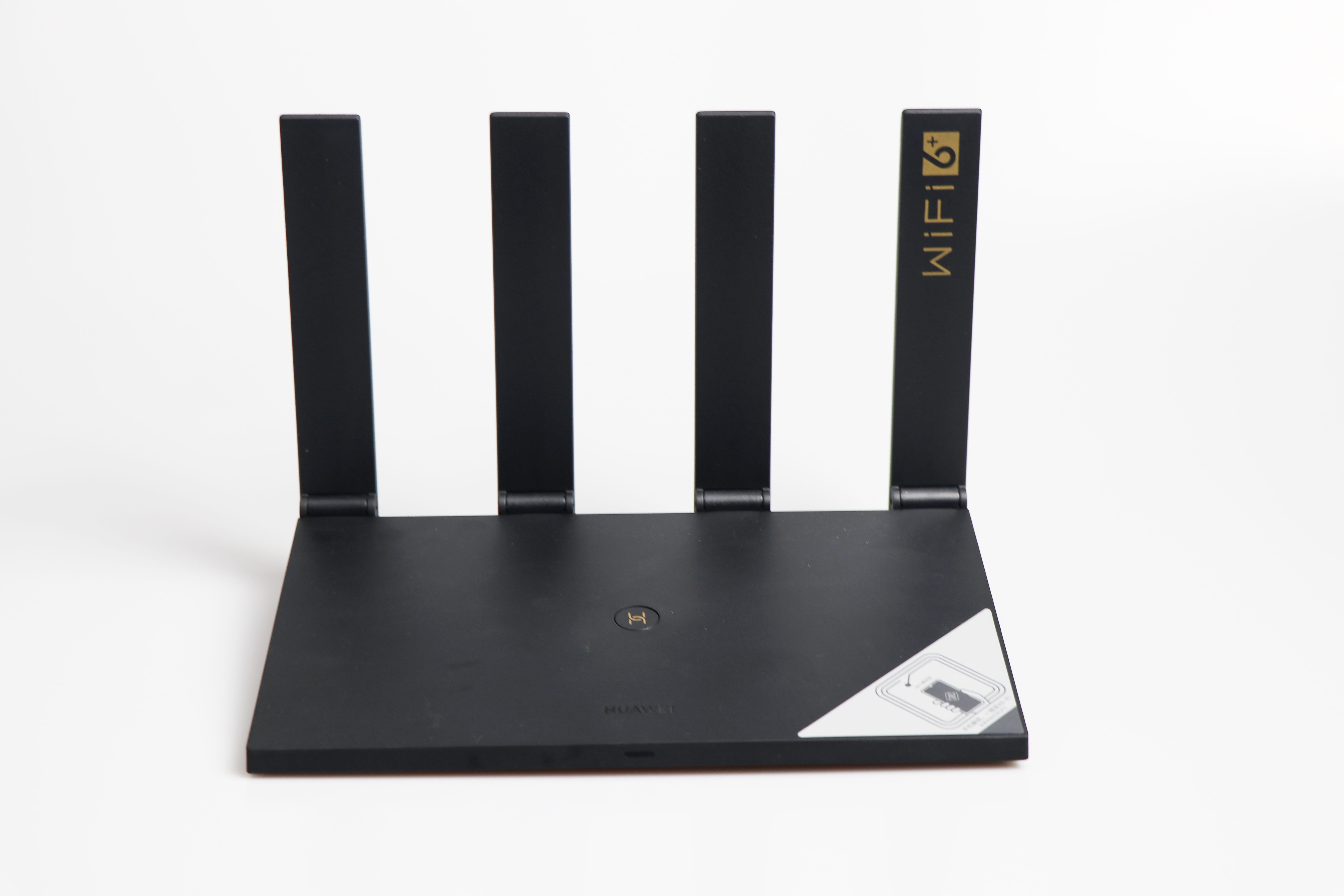 华为路由器ax37100和7102哪个好,130平米华为ax3pro路由器够用吗