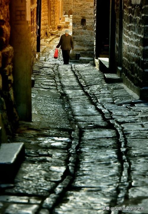 毕飞宇分析哺乳期的女人,毕飞宇笔下的女孩