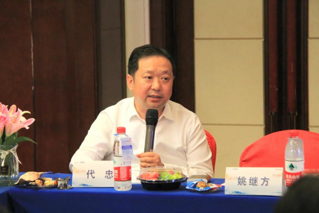 白求恩精神历久弥新永放光芒,白求恩精神鼓舞人心