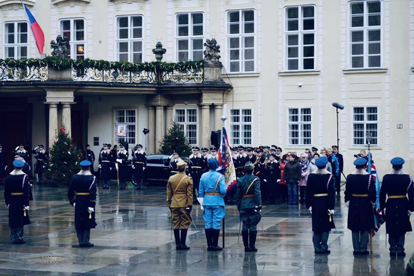 为什么布拉格是恋爱的城市,布拉格的城市图片