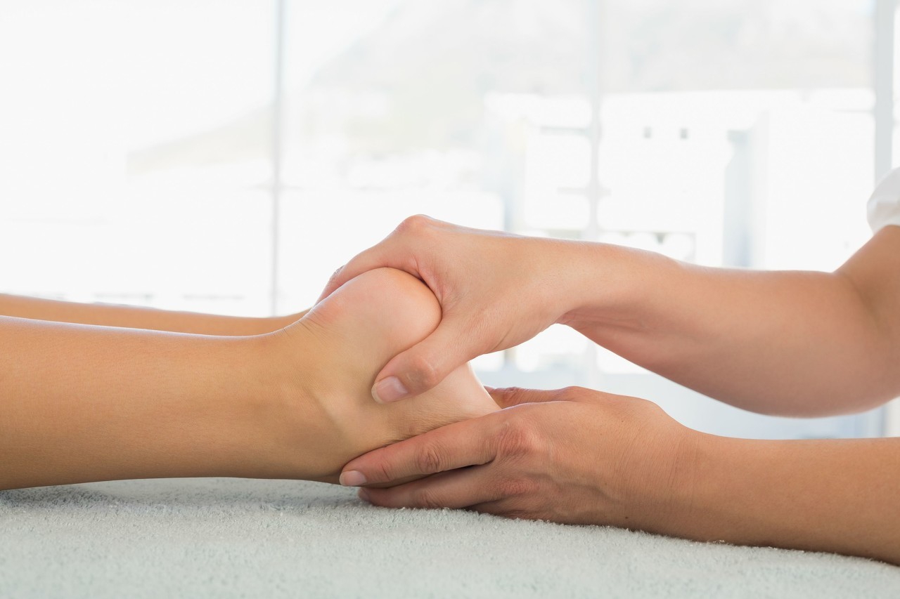 脚后跟疼骨刺最佳食疗,脚后跟骨刺增生二味中药治疗方法