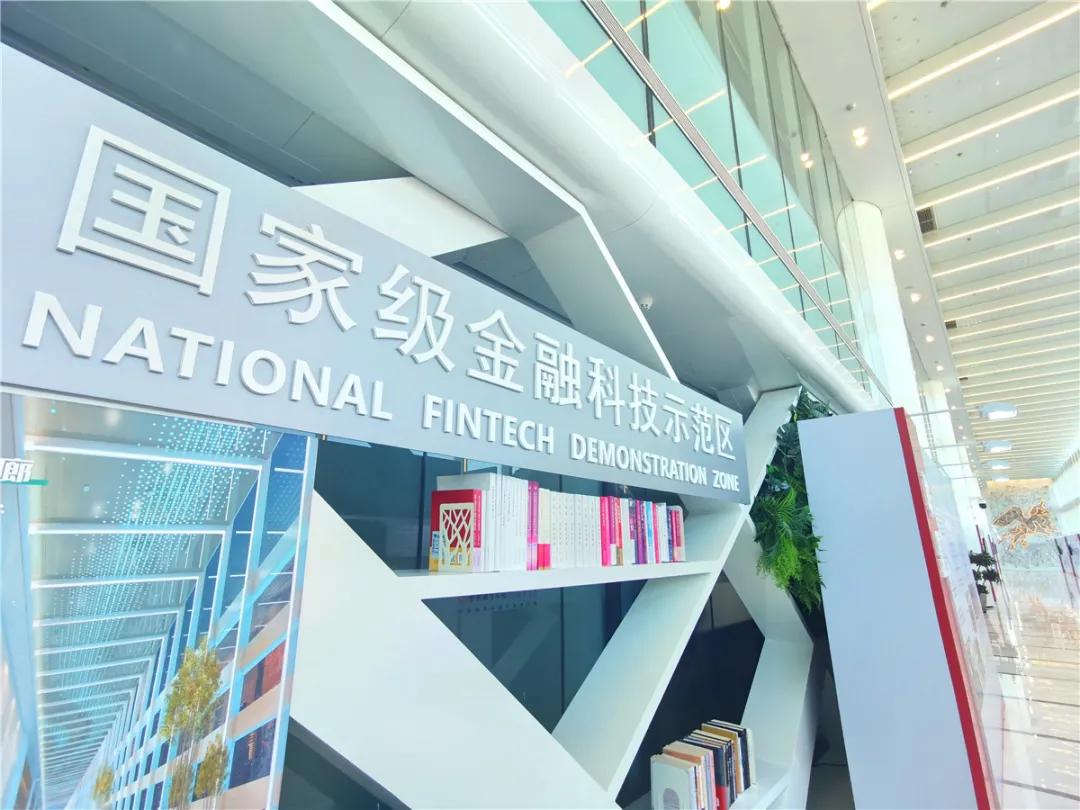 推动老城区旧貌换新颜,推进新老城区品质功能提升