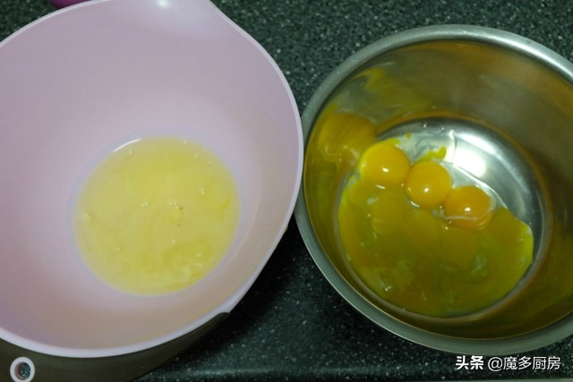 这才是电饭锅蛋糕正确的做法,用300g蛋糕预拌粉做电饭锅蛋糕