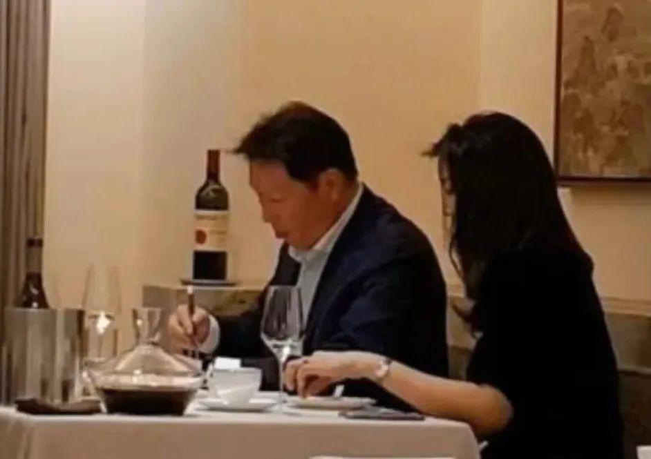 总统千金嫁豪门,丈夫在眼皮子底下出轨11年,忍无可忍终于反击