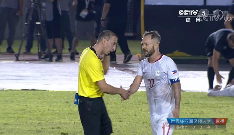 中国男足2-0菲律宾武磊点球破门,武磊一条龙破门国足2-0领先