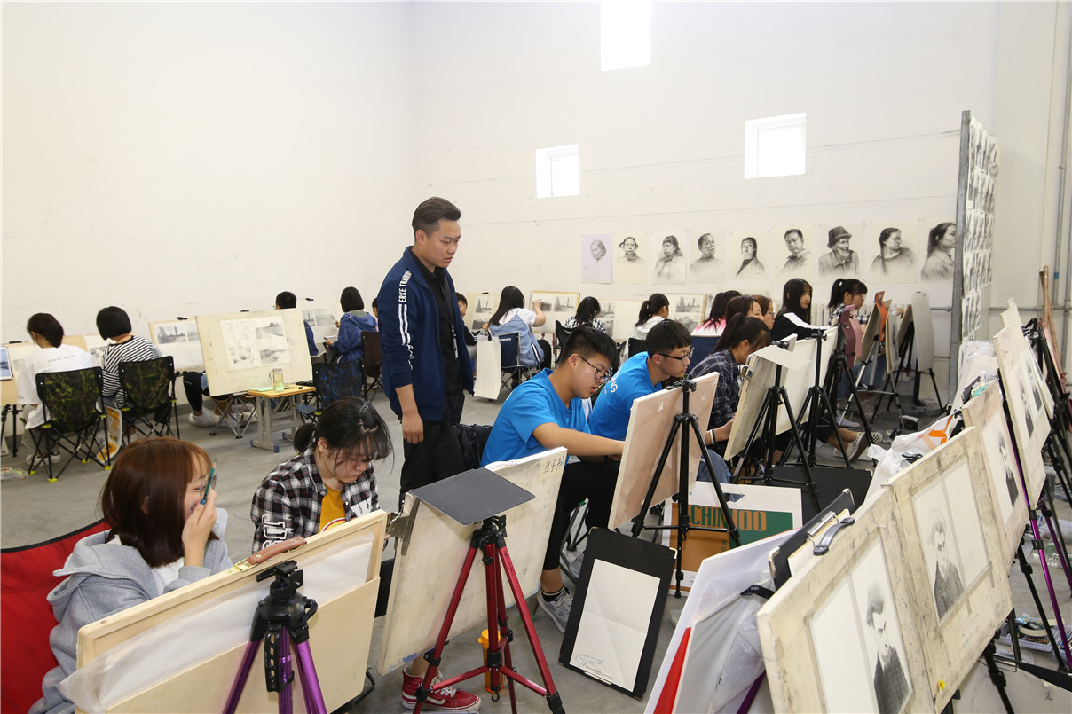 建校十年丹青易考圆了6000多考生上好大学的梦