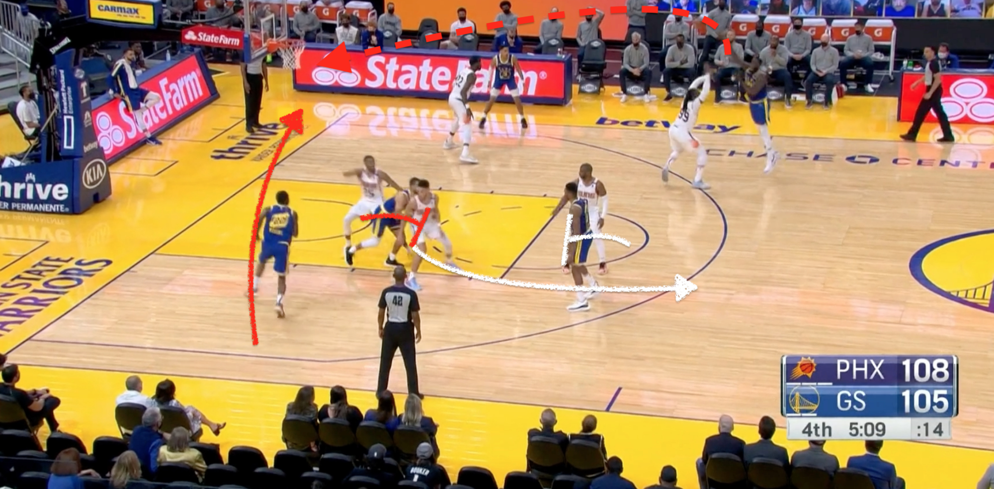 库里无球跑位晃倒詹姆斯,库里无球掩护集锦