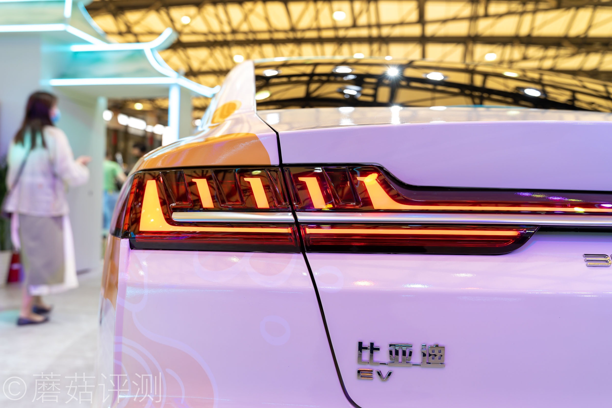 又有啥好玩的？蘑菇带你逛ChinaJoy2021，硬件、车和漂亮的小姐姐