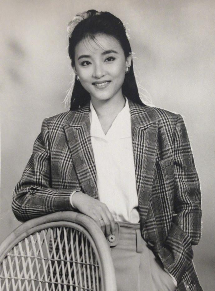 央视退休主持人今昔对比,高逸峰倪萍赵忠祥杨澜鲁豫访谈