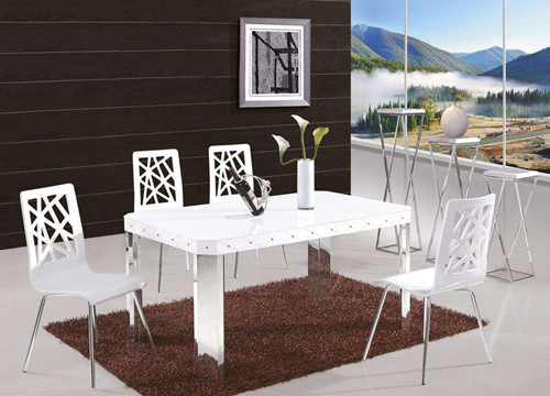 如何选择餐桌餐桌的选择技巧介绍,餐桌的种类价格区别有哪些