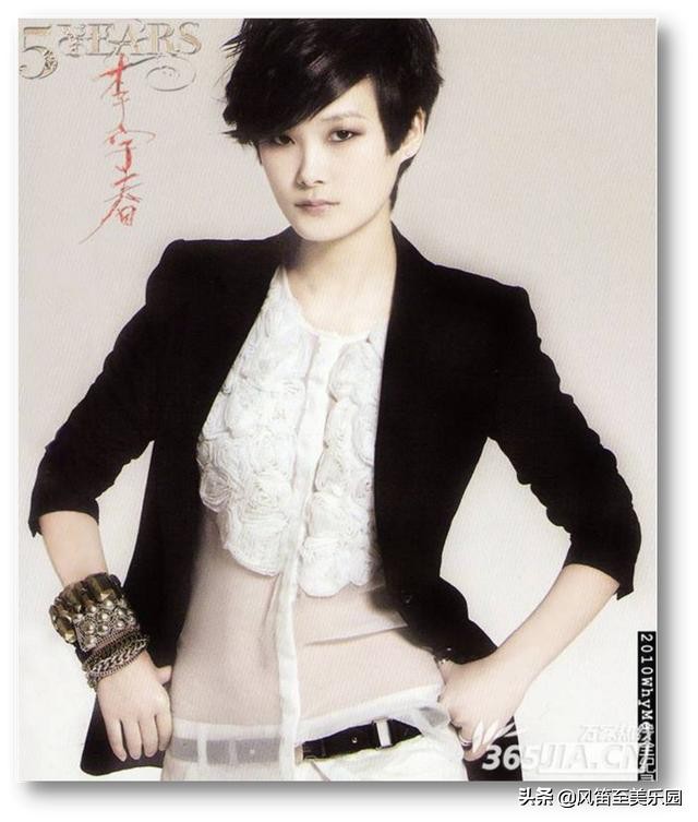 衣柜里没摘吊牌的衣服,衣橱没有挂衣服的怎么办