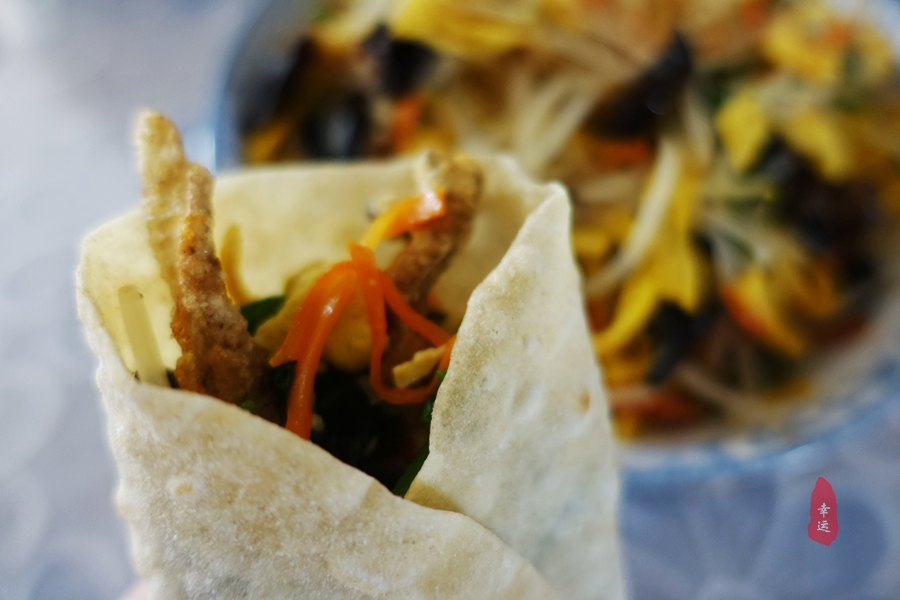 做好的春饼怎么吃,春饼怎么烙又薄又软又好吃