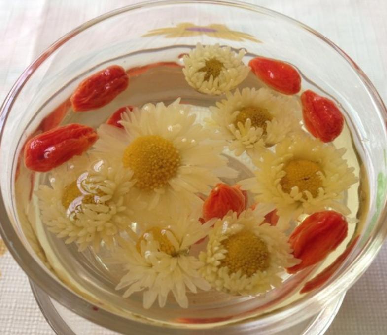 吃嘌呤高的食物会使尿酸高吗,高嘌呤食物导致尿酸高可以治愈吗