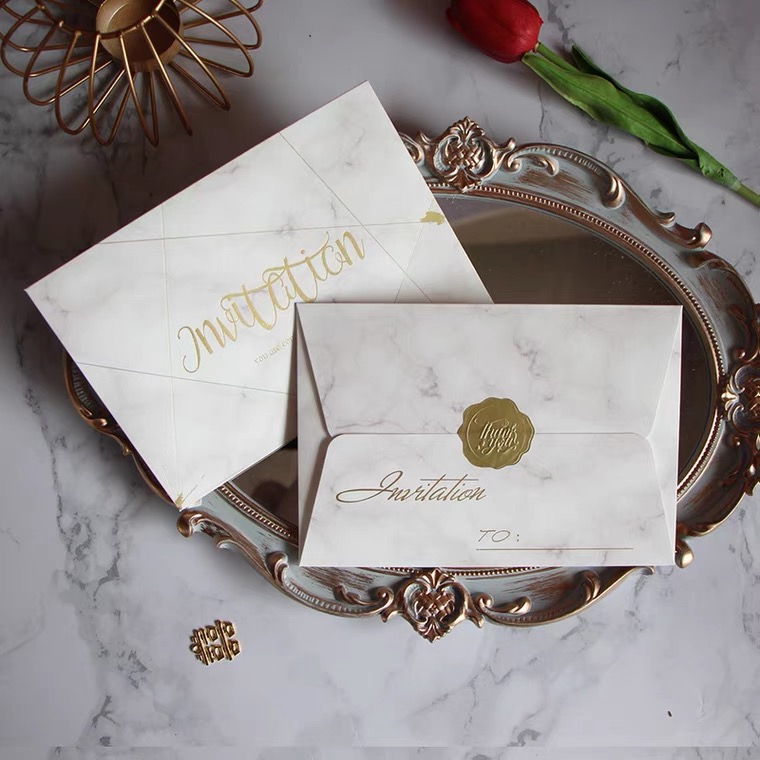 旅拍婚纱照选服装文案简短,婚纱照旅拍简单又高级的文案