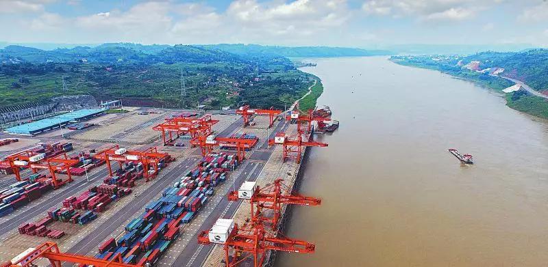 交通大爆发！“铁公机水”路路通，耍四川安逸的hin~