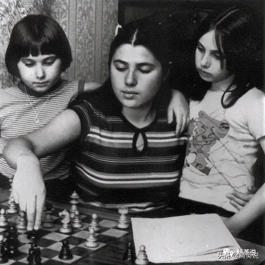 拿自己女儿做实验30年，这位匈牙利父亲培养出了神童三姐妹