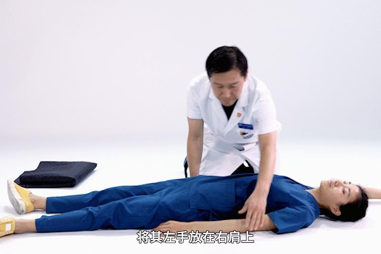 老年人跌倒急救的健康科普小视频,老年人跌倒后的自救科普