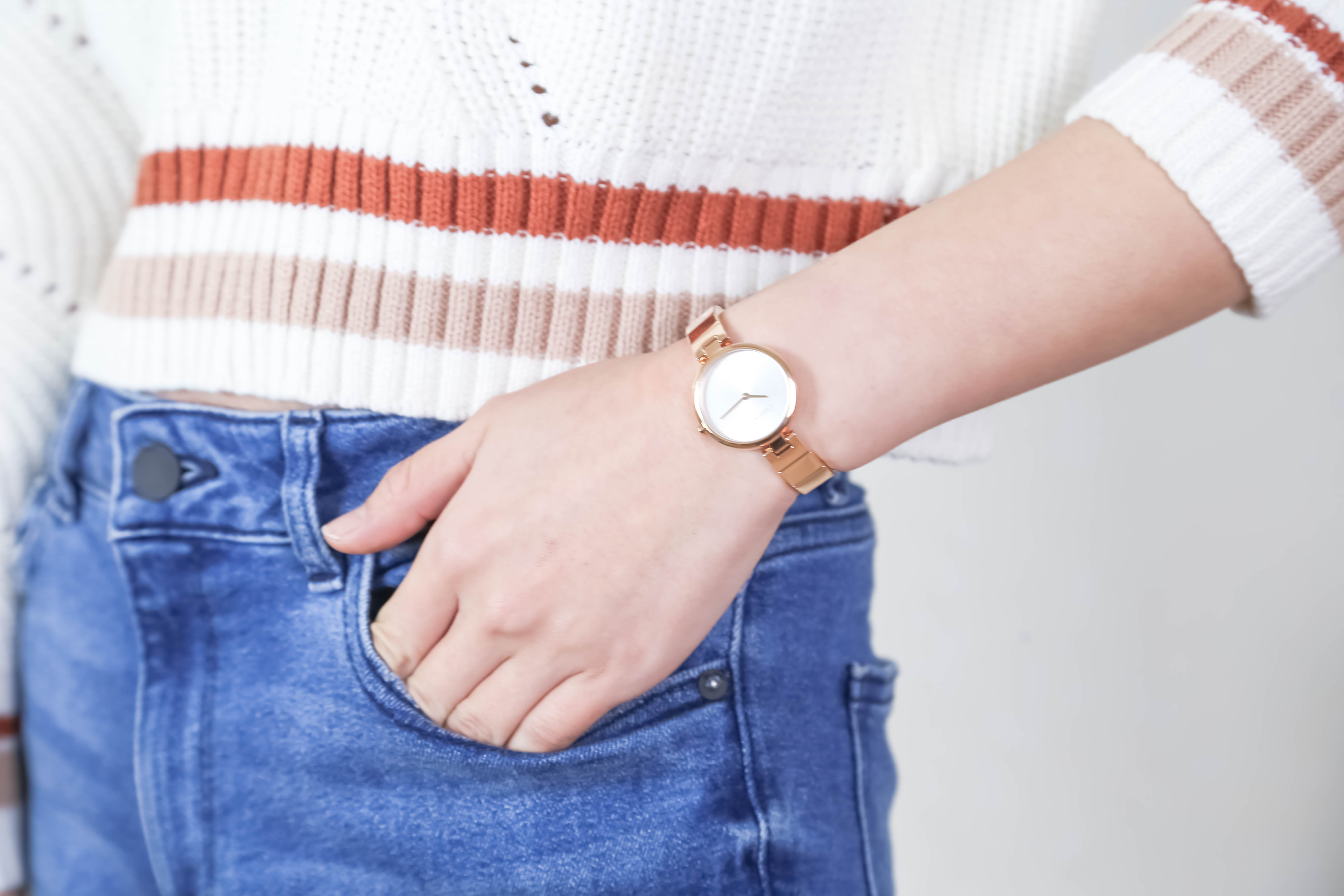 ck经典玫瑰金女士手表价格,ck手表时尚女士腕表