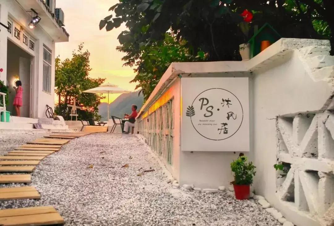 想去古城去哪里好,镇远古镇住宿攻略江景