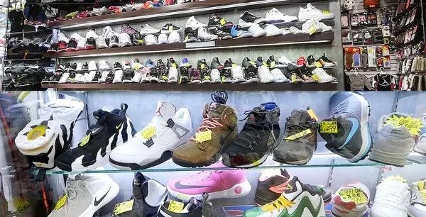 假鞋假包假化妆品,假九价疫苗香港