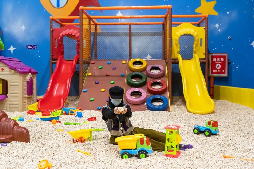 天津蹦床主题公园,天津最大淘气堡室内游乐场