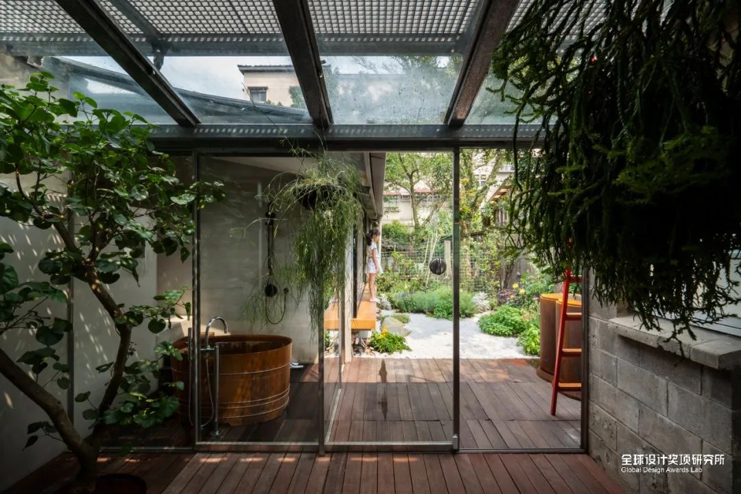 这是什么神仙奖项？获奖总数才6个？