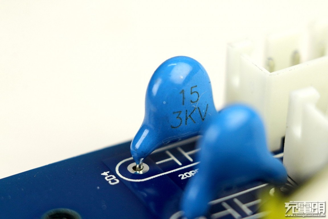 摩米士无线充电电源,摩米士无线充电