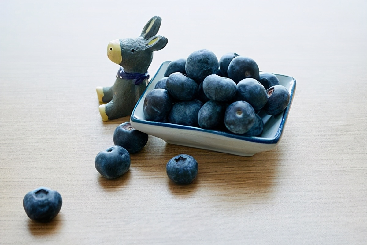 对皮肤有好处的有哪些食物,女士经常吃哪些食物对皮肤好