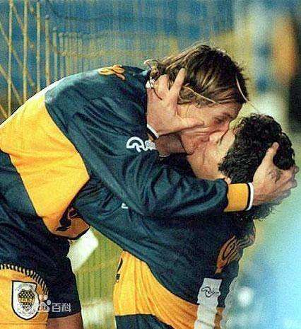 体坛四大感动时刻,足坛十大兄弟情深