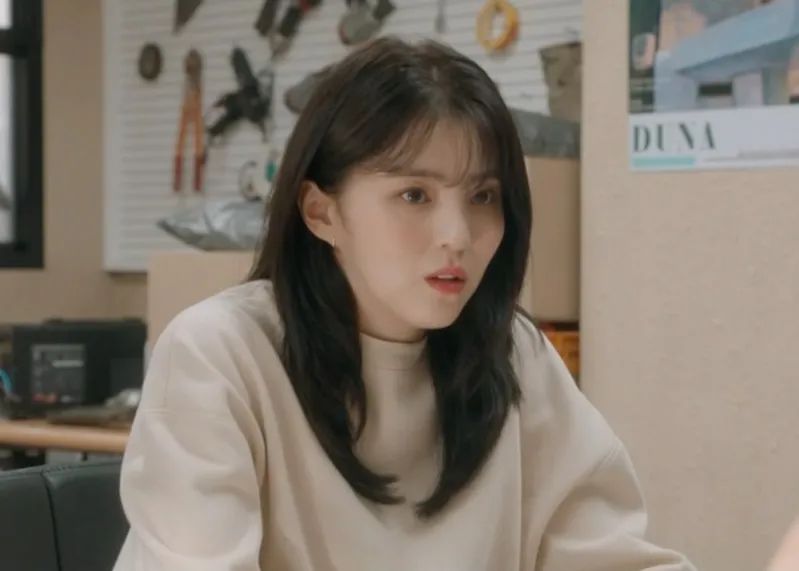 韩素希的穿搭,韩素希中性穿搭