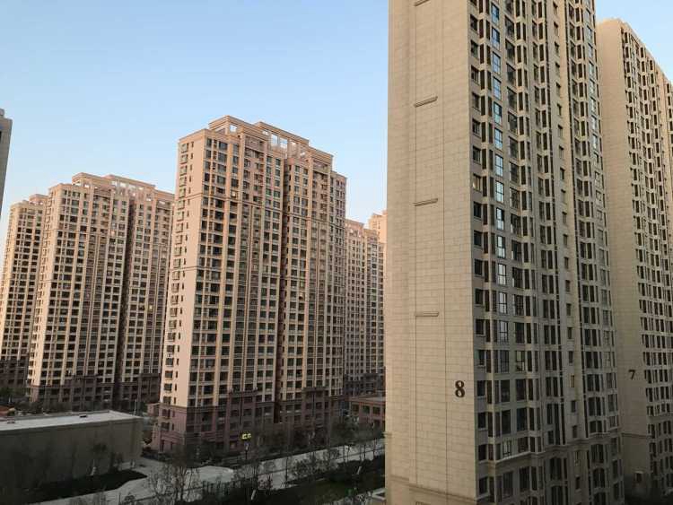 青岛中海寰宇天下延期交房,中海房子空鼓