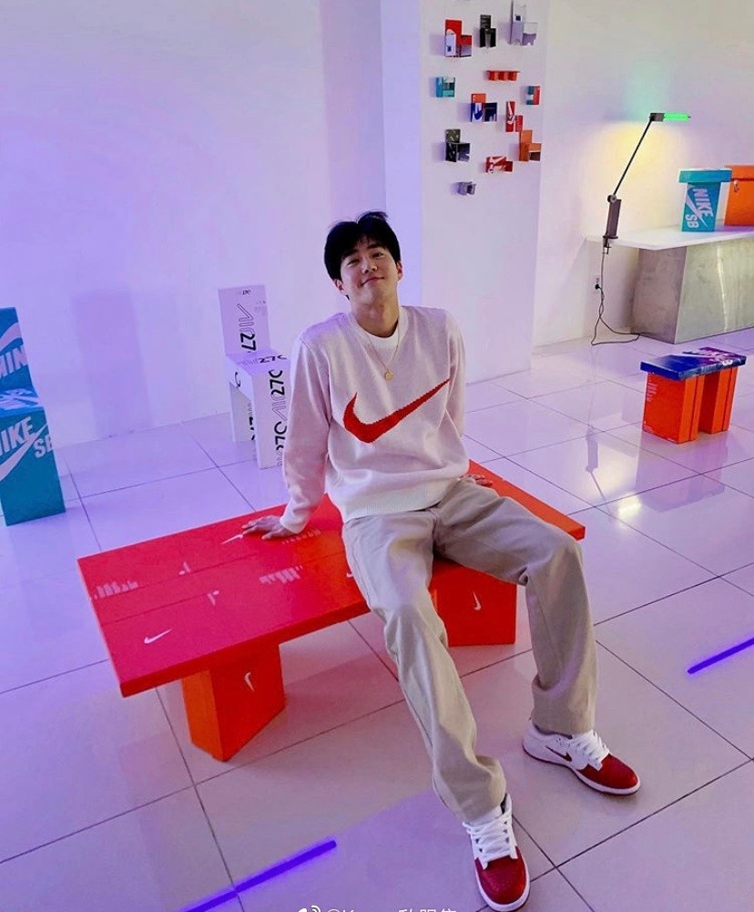 exo队长金俊勉星座,exo金俊勉偶像料理王