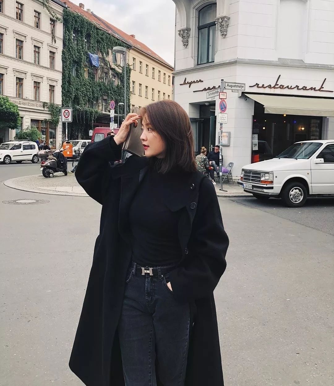 中长款毛衣外套显高显瘦穿搭,大衣连帽毛衣穿搭攻略