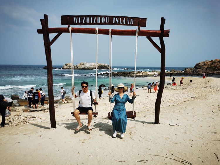 三亚冲浪旅行攻略,去三亚旅游看海