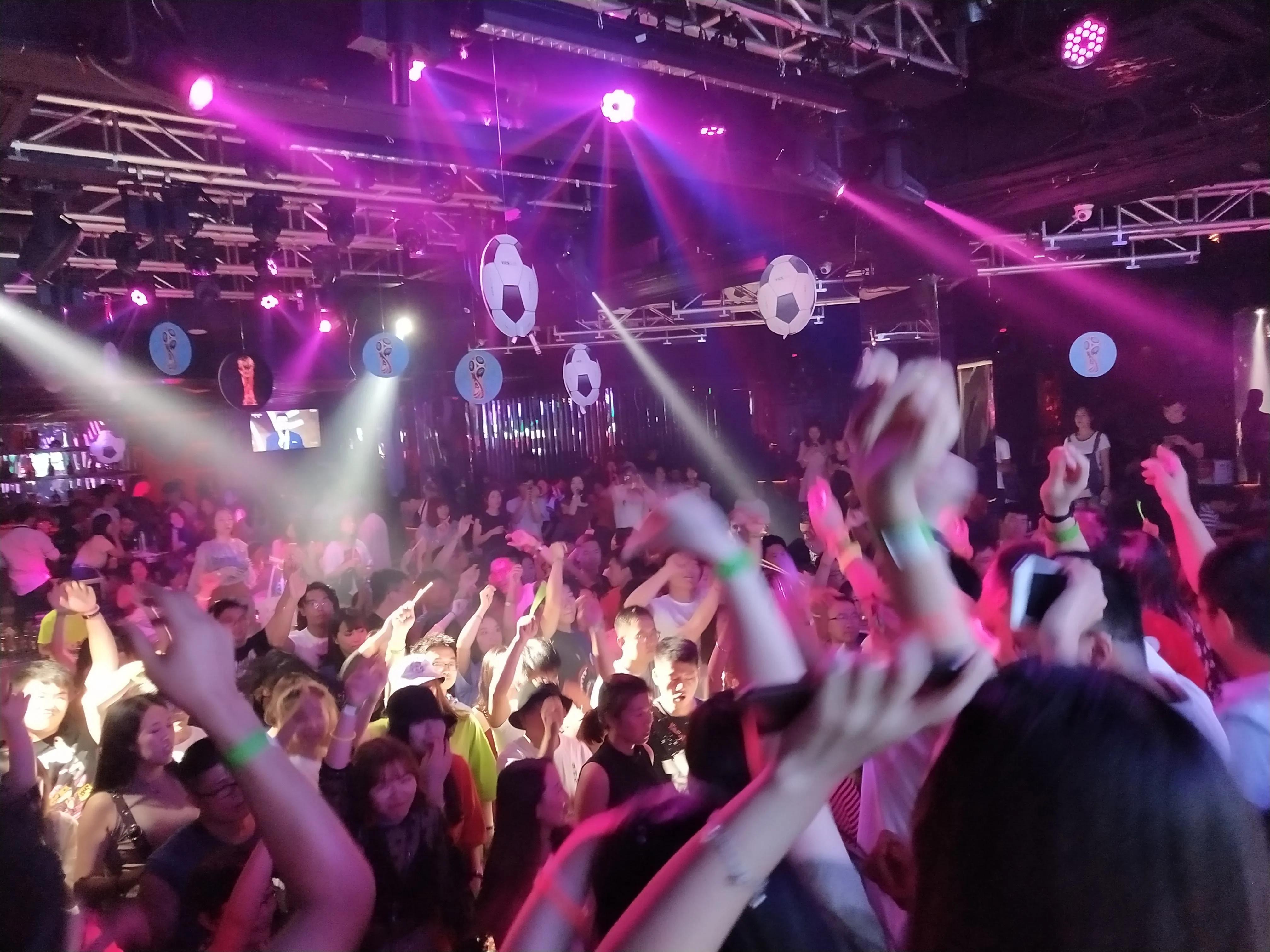 北京工体夜店圈的十年变迁,北京人怎么看待工体夜店