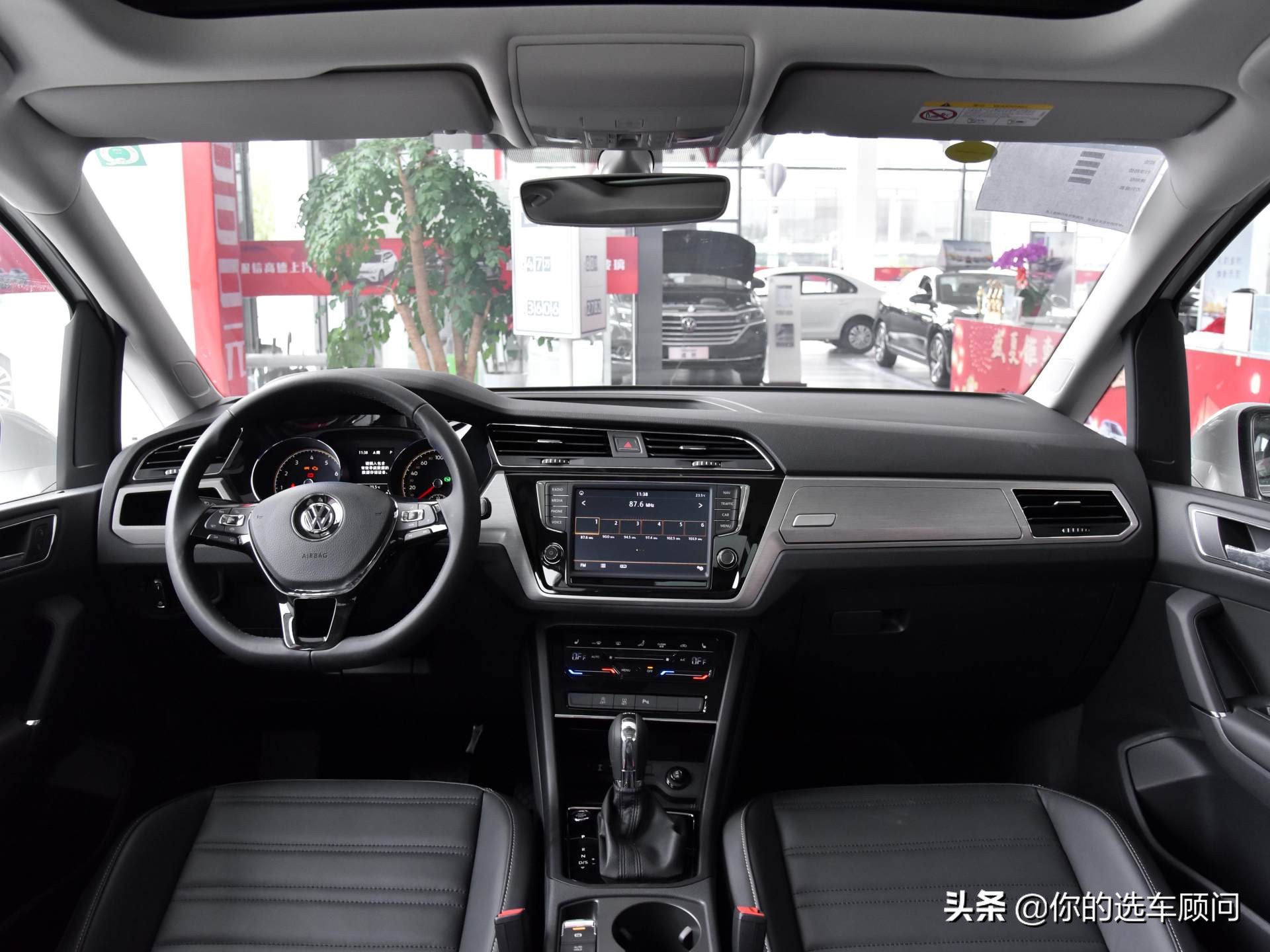 途安l和速腾哪个轴距长,途安1.4t和速腾1.4t一样吗