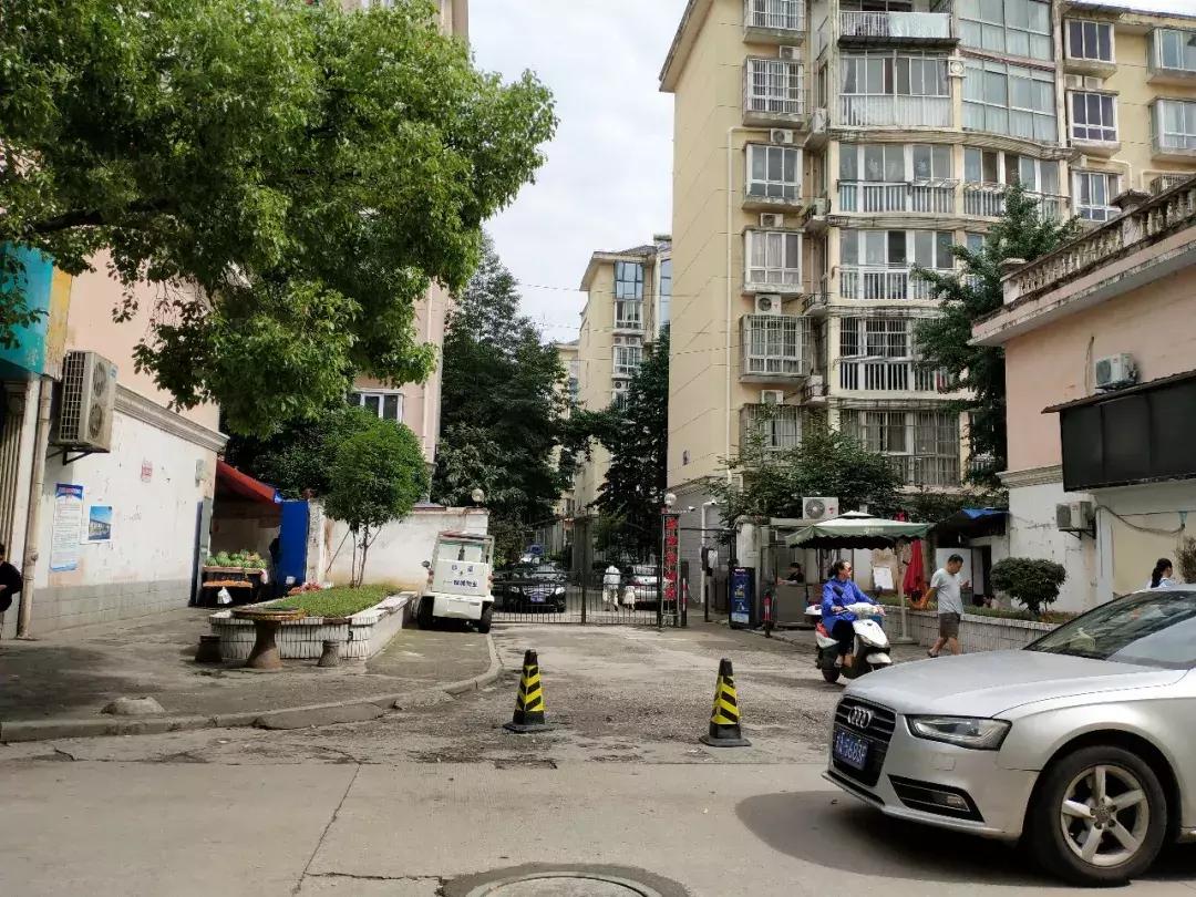 南方花园b组团房价走势,江宁岔路口南方花园房价