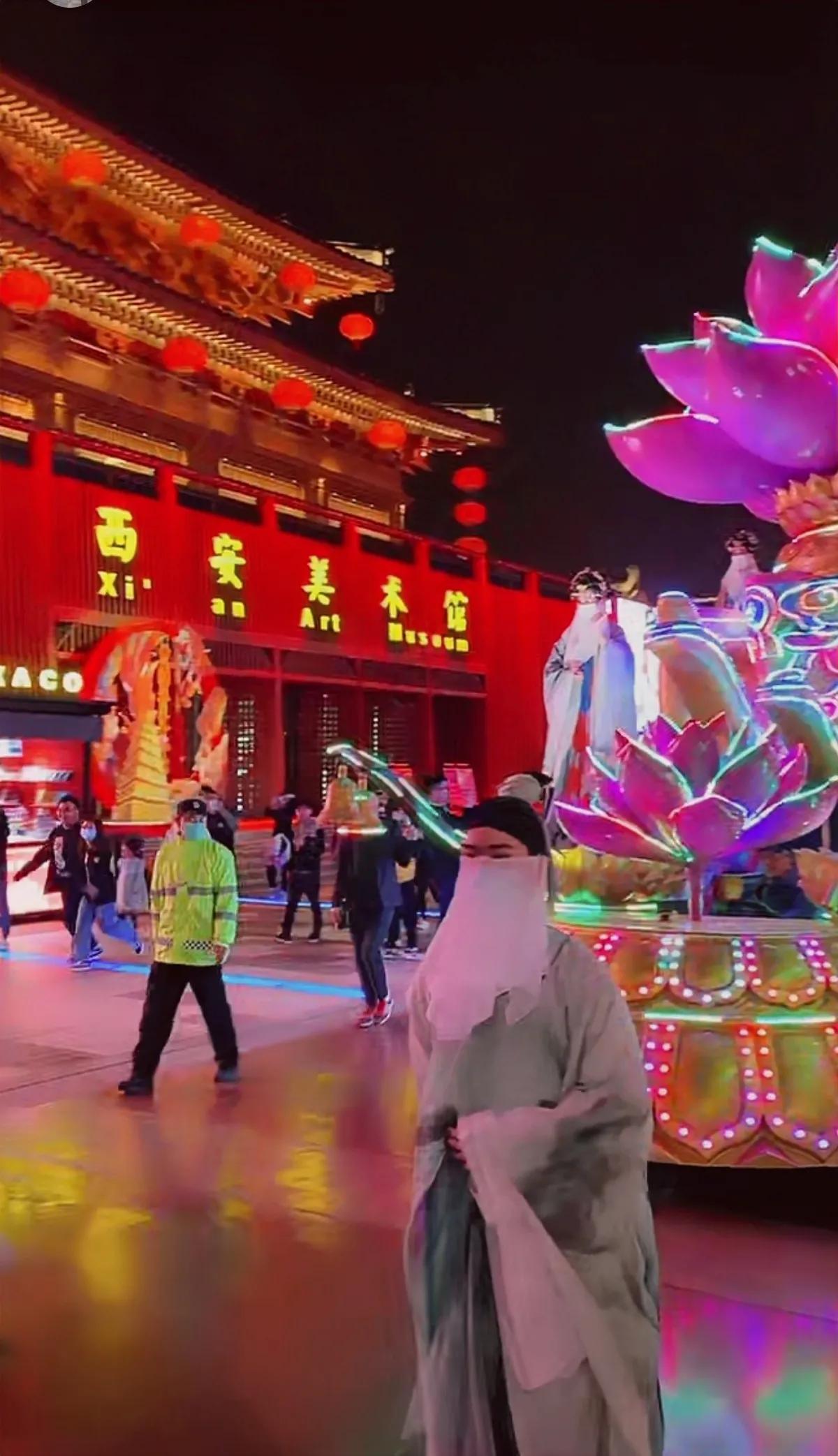 西安大唐不夜城值得去吗,西安大唐不夜城人气爆棚心念旧巷