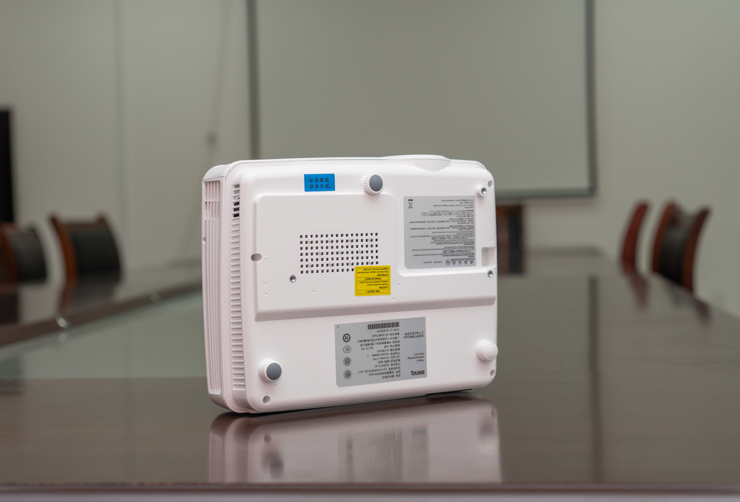 明基e500投影仪换灯泡划算吗,明基e500s投影仪多少钱一台