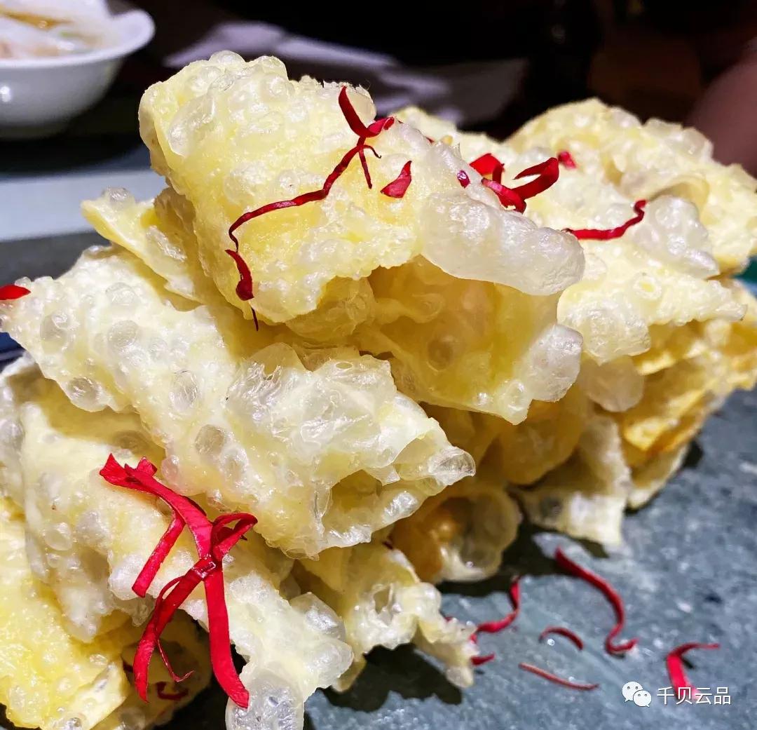 排队半个小时只为吃上一口鳗鱼饭,排队都吃不上的私房菜