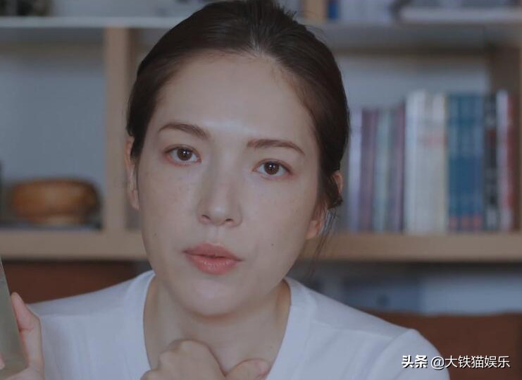 16位外籍女星今昔对比,10位混血女星今昔颜值对比