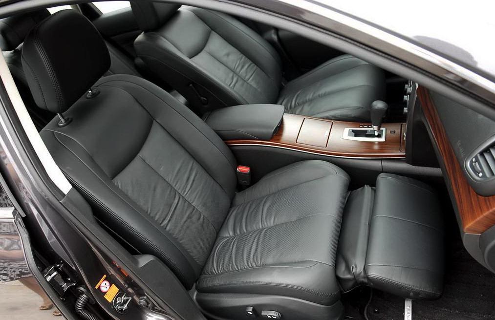 每天推荐好车新款日产天籁,每天一款全新车