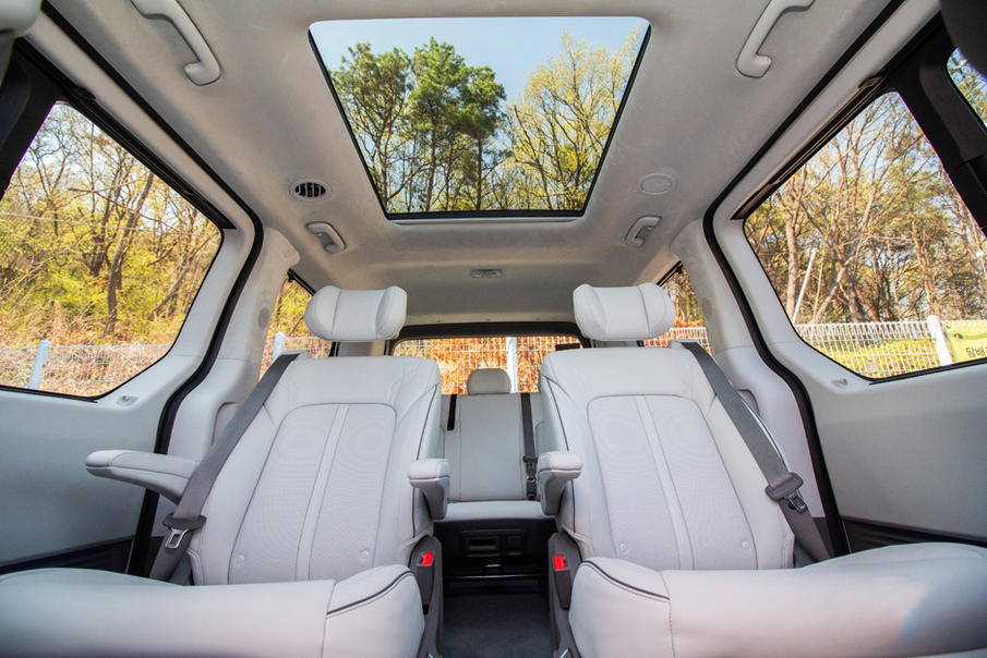 韩系新动向,22款现代mpvstaria