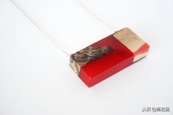 如何用水晶滴胶自制项链,手工滴胶项链教程